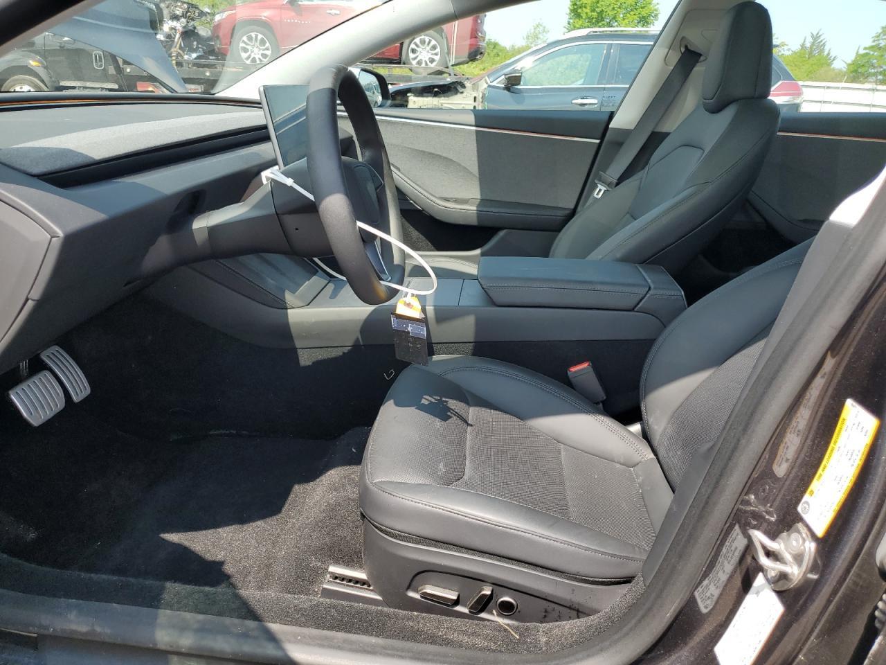 2024 Tesla Model 3 - Image 7