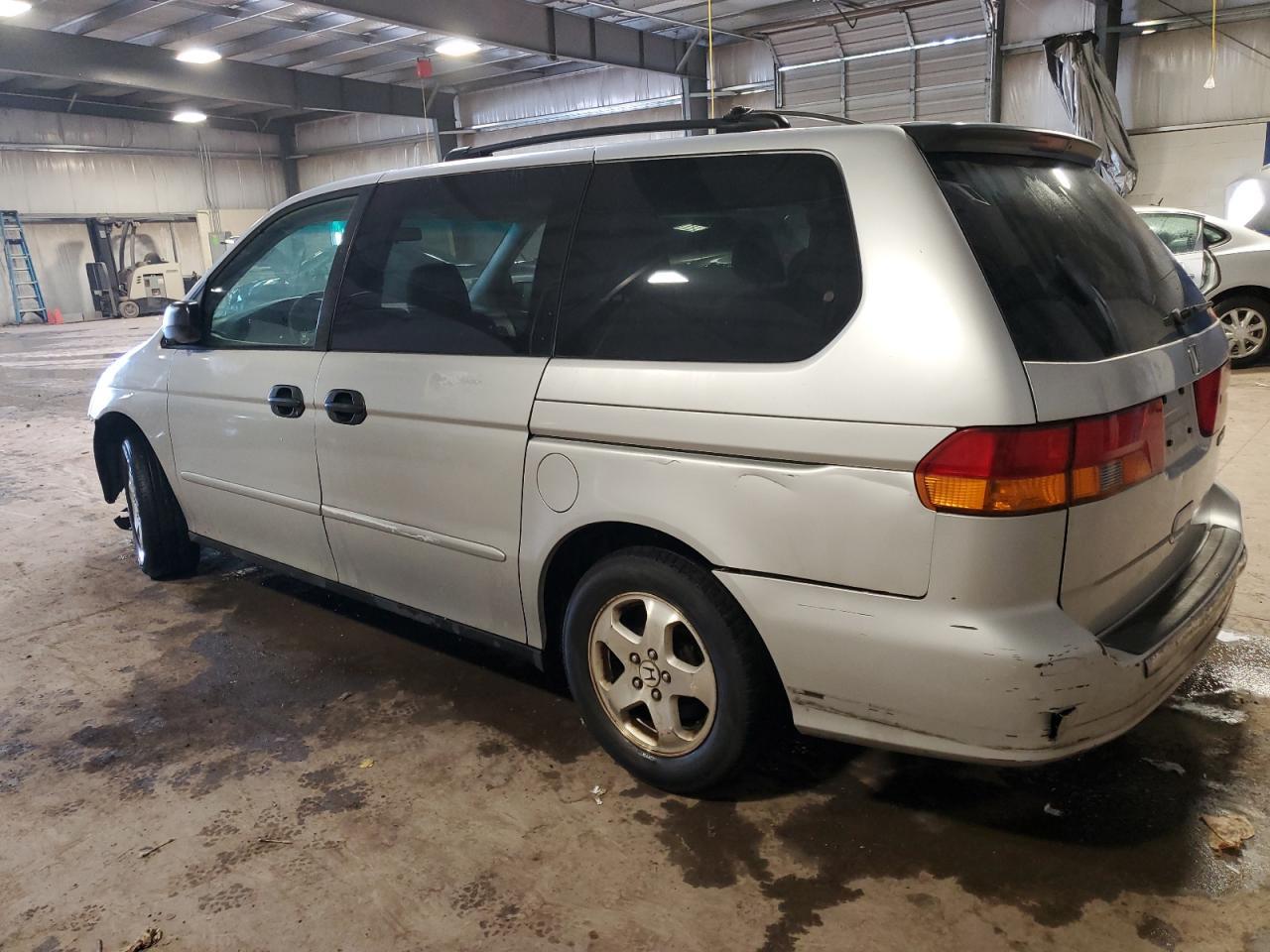 2003 Honda Odyssey Lx - Фото 2