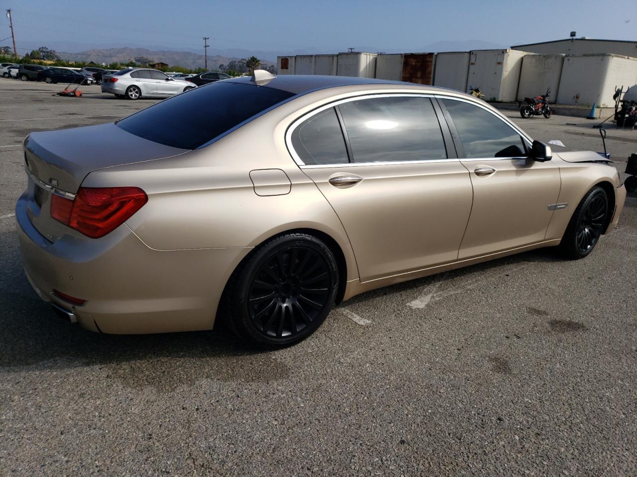 2009 BMW 750 Li - Image 3