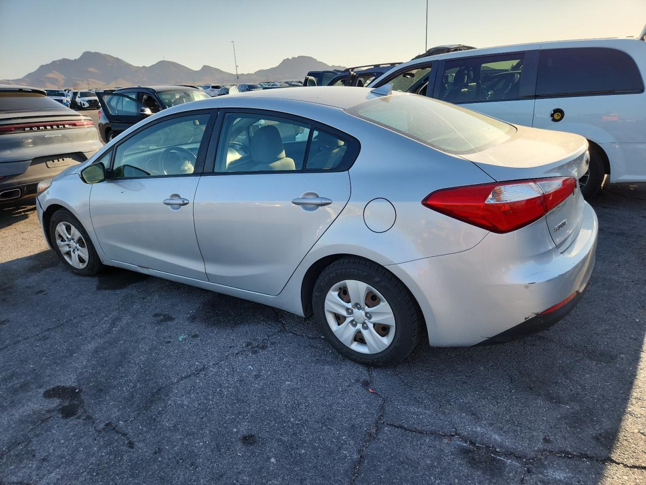 2015 Kia Forte Lx - Фото 2