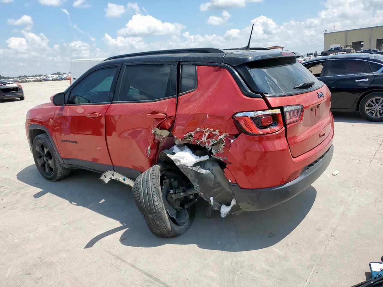 2018 Jeep Compass Latitude - Фото 2