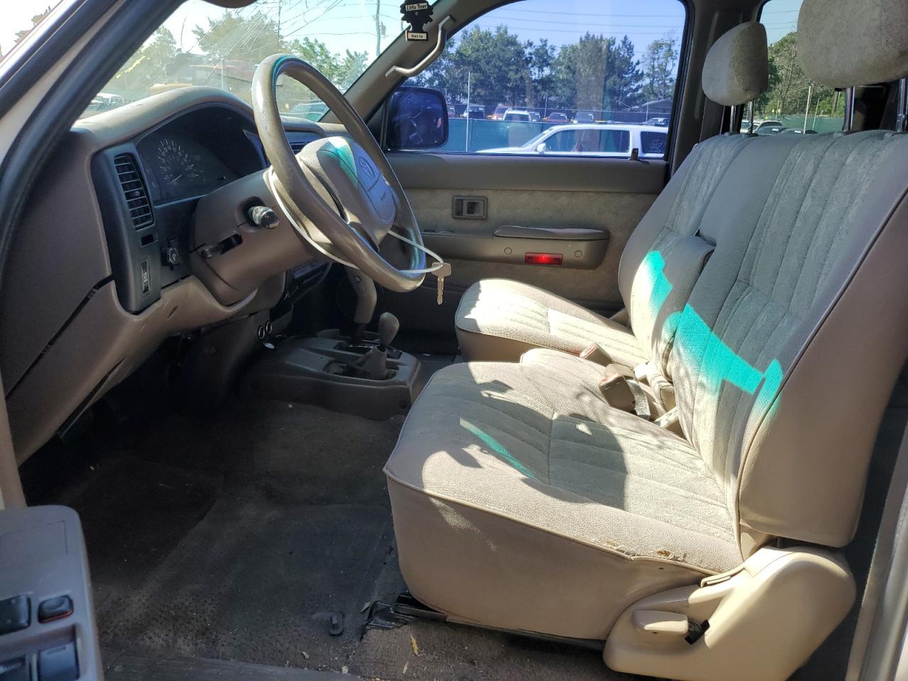 2000 Toyota Tacoma Xtracab - Image 7