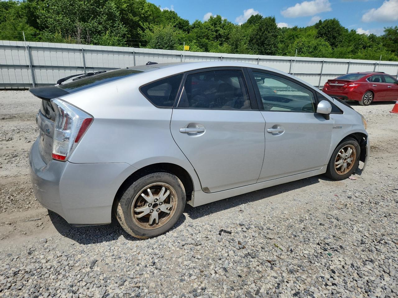 2010 Toyota Prius - Фото 3