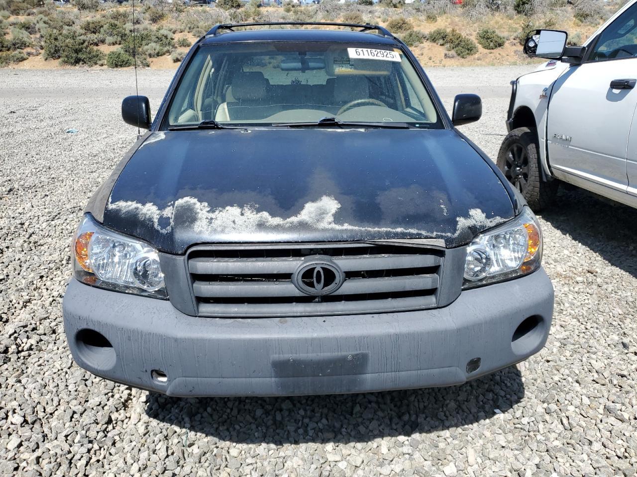 2004 Toyota Highlander - Image 5