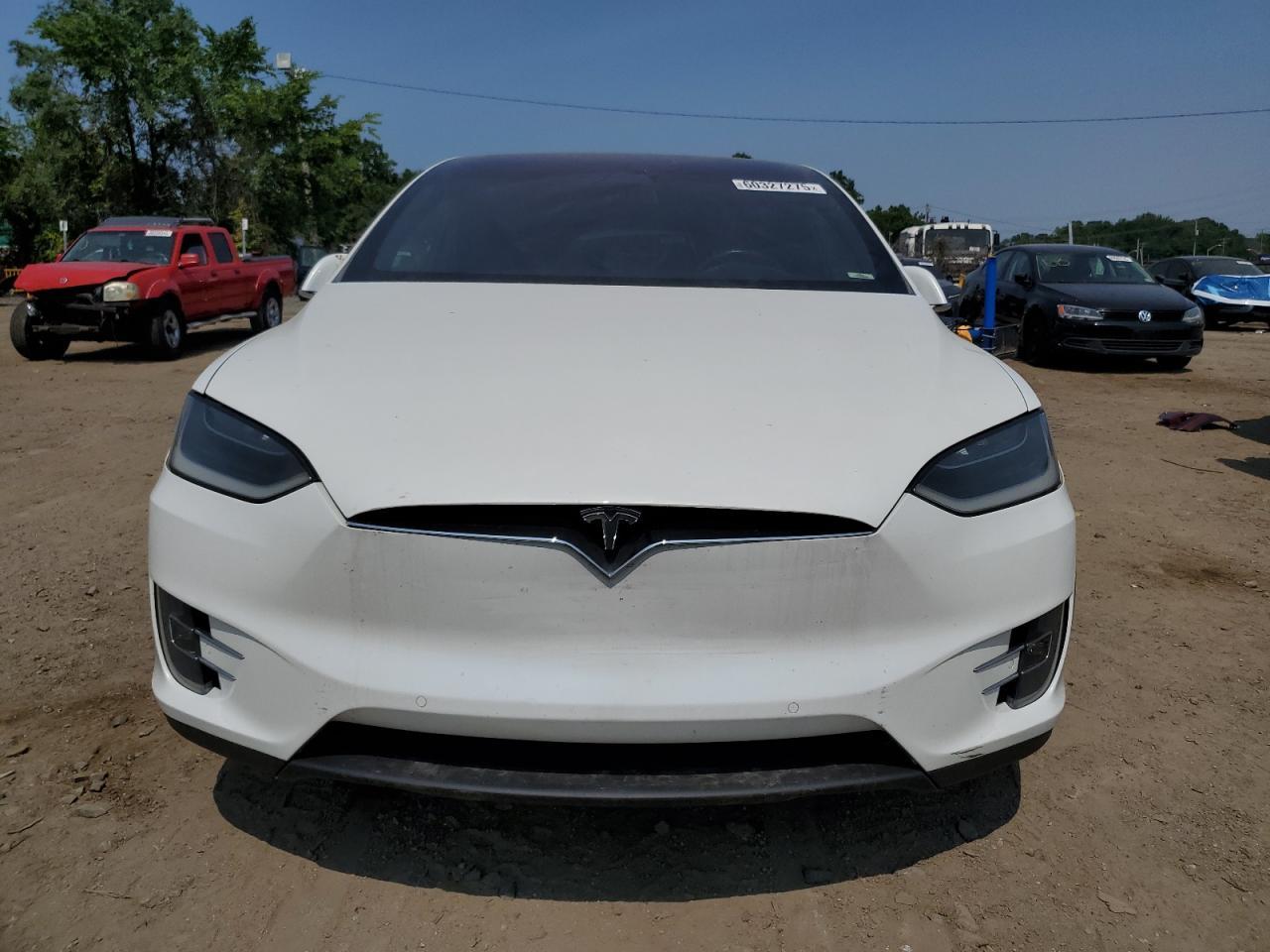 2017 Tesla Model X - Фото 5