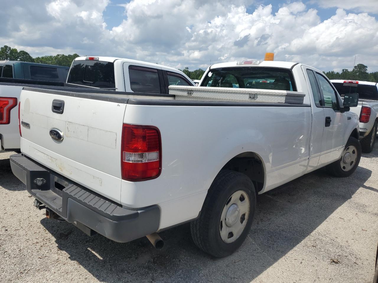 2008 Ford F150 - Фото 3