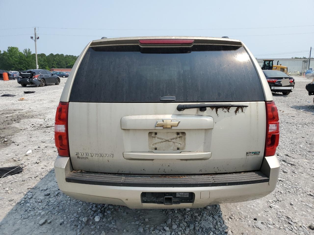 2010 Chevrolet Suburban C1500 Ls - Фото 6