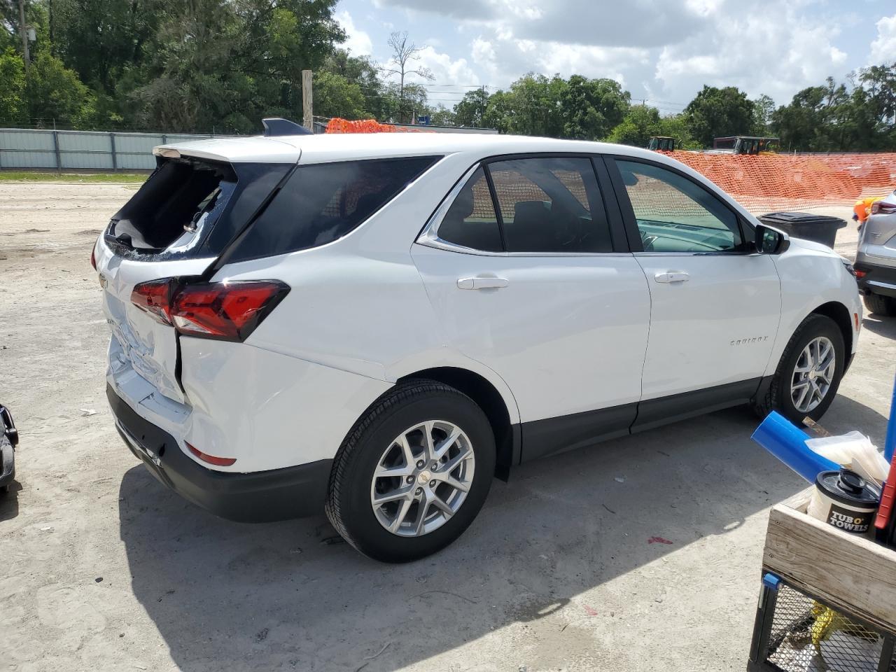 2024 Chevrolet Equinox Lt - Image 3