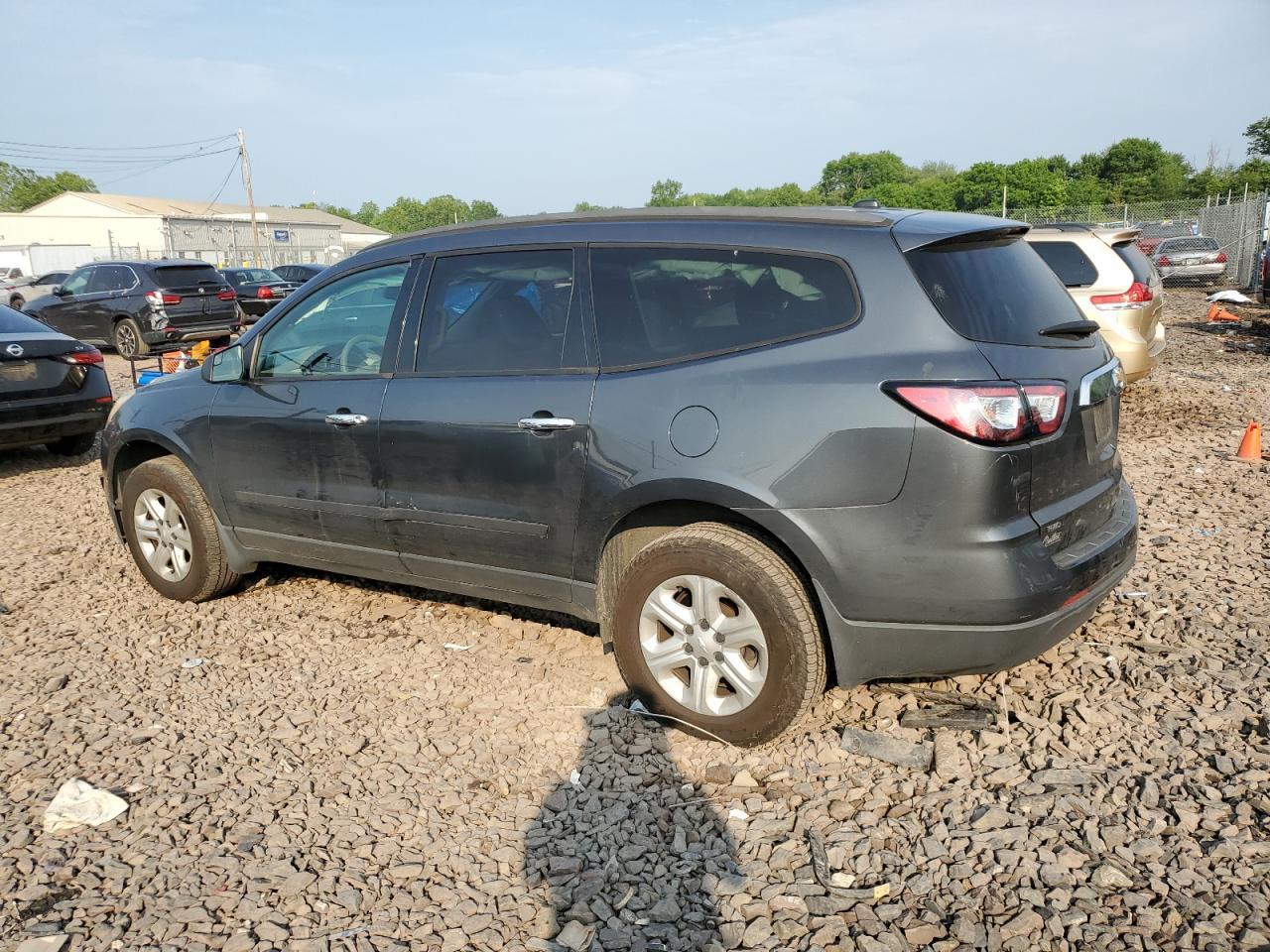 2013 Chevrolet Traverse Ls - Image 2