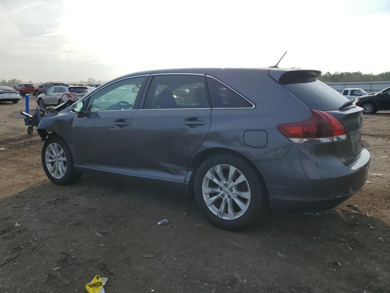 2014 Toyota Venza Le - Фото 2