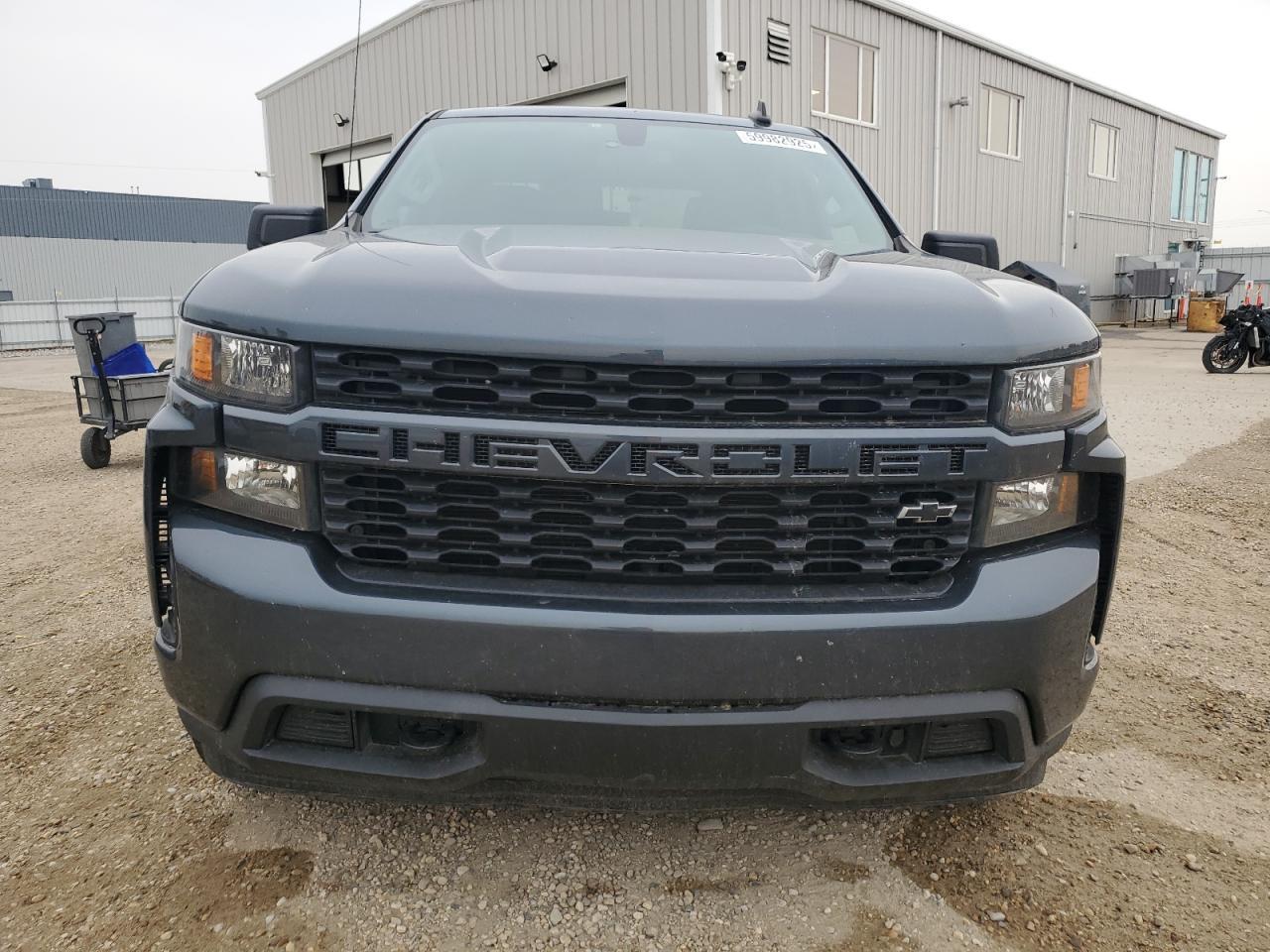 2019 Chevrolet Silverado K1500 Custom - Фото 5