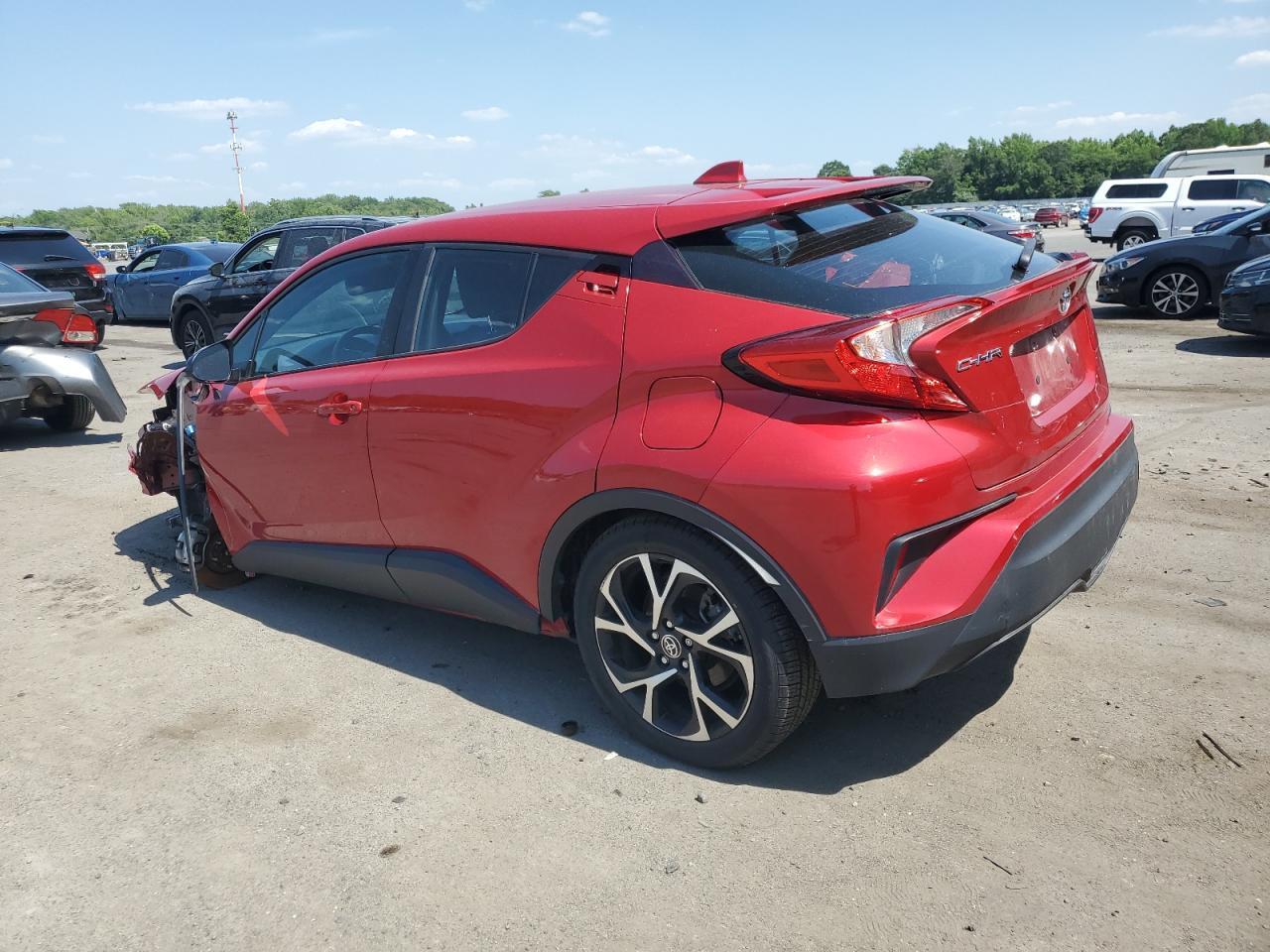 2022 Toyota C-Hr Xle - Фото 2