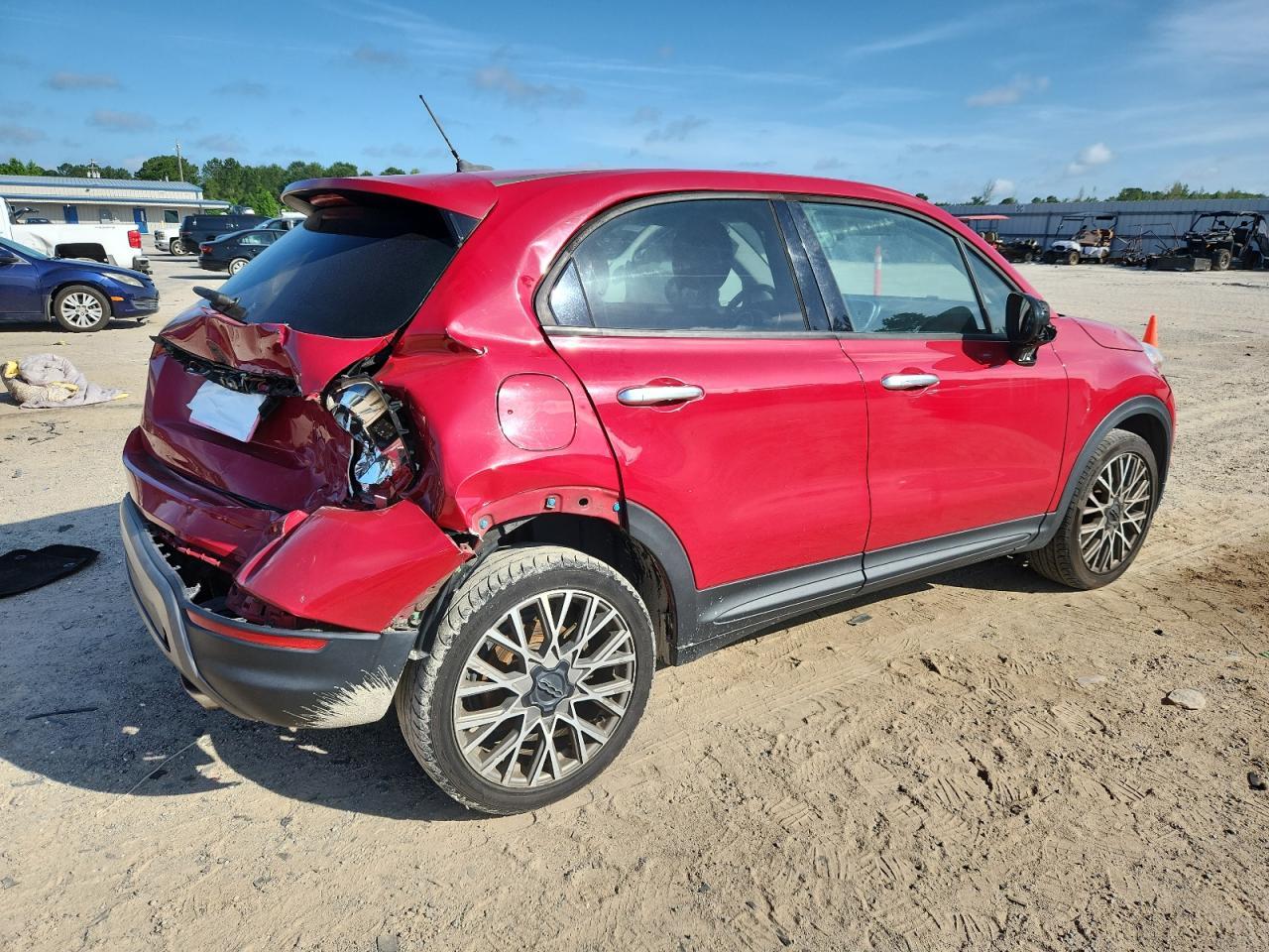 2016 Fiat 500X Trekking - Image 3