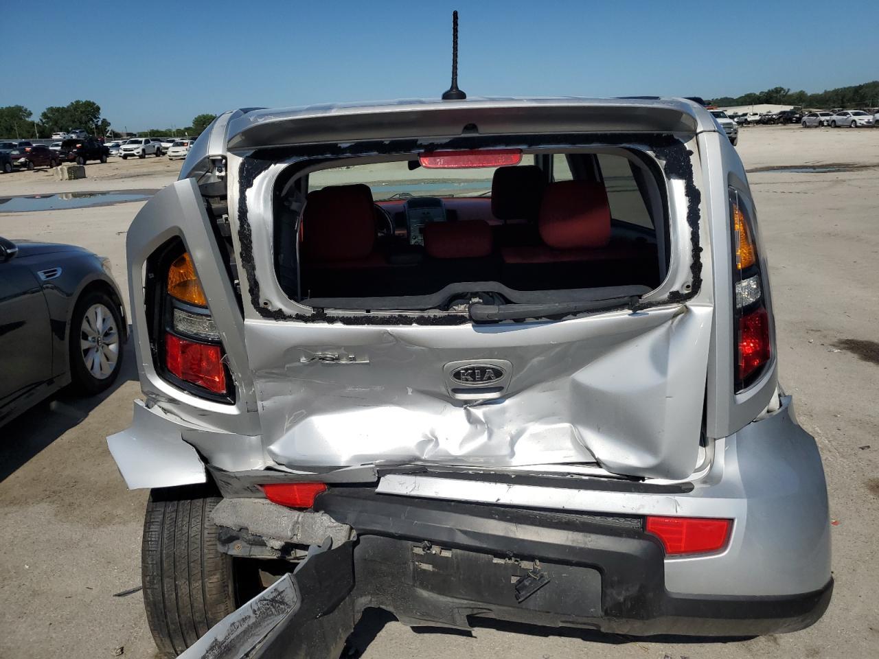 2011 Kia Soul + - Фото 6