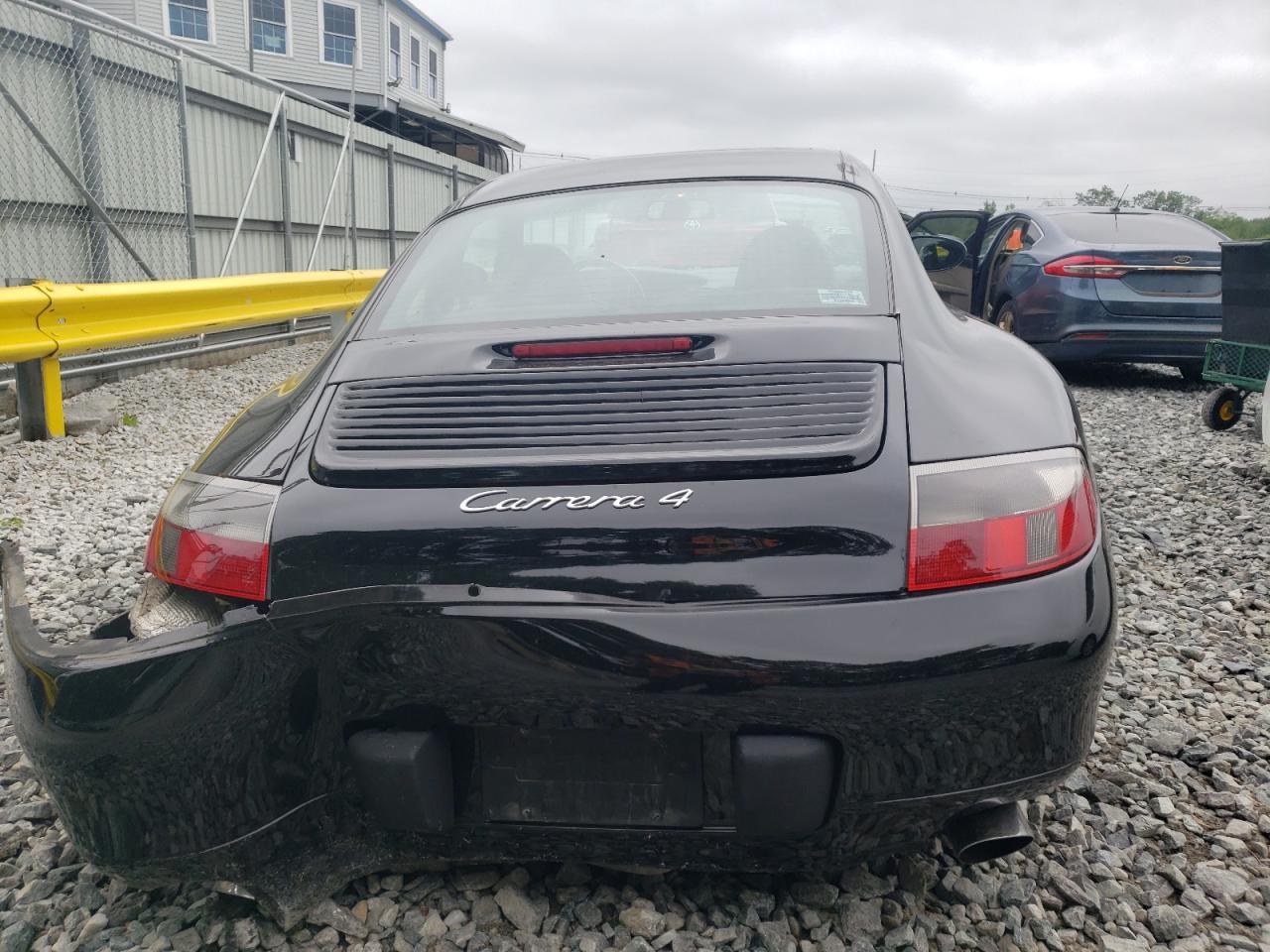 2000 Porsche 911 Carrera 2 - Image 6