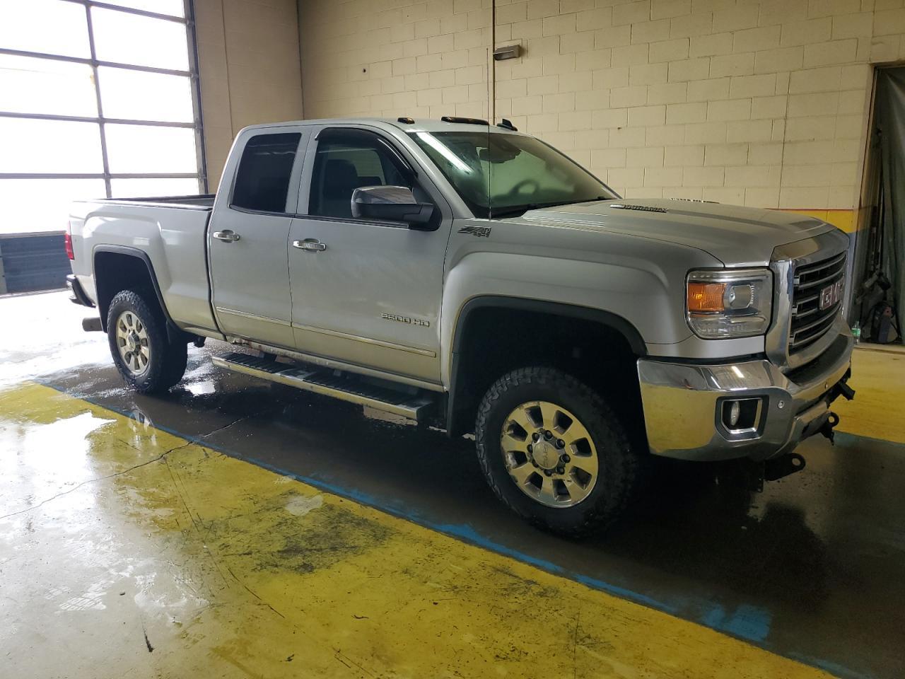 2015 GMC Sierra K2500 Slt - Image 4