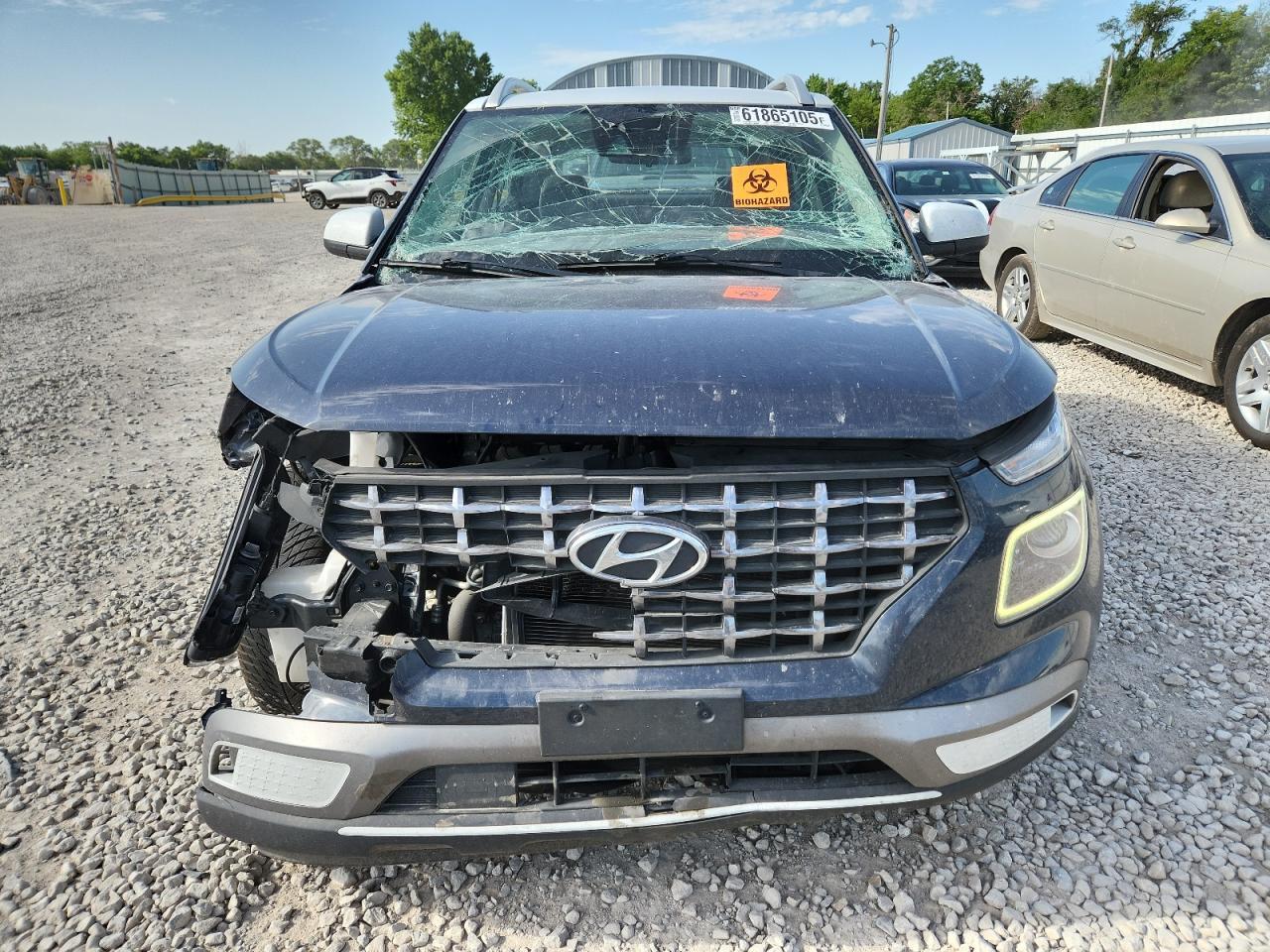 2020 Hyundai Venue Sel - Image 5