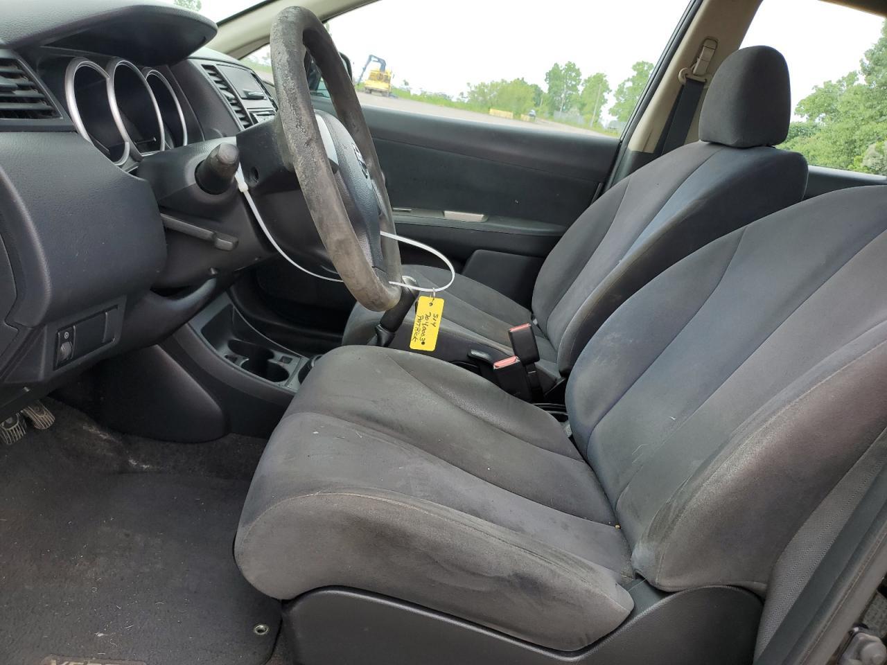 2011 Nissan Versa S - Фото 7