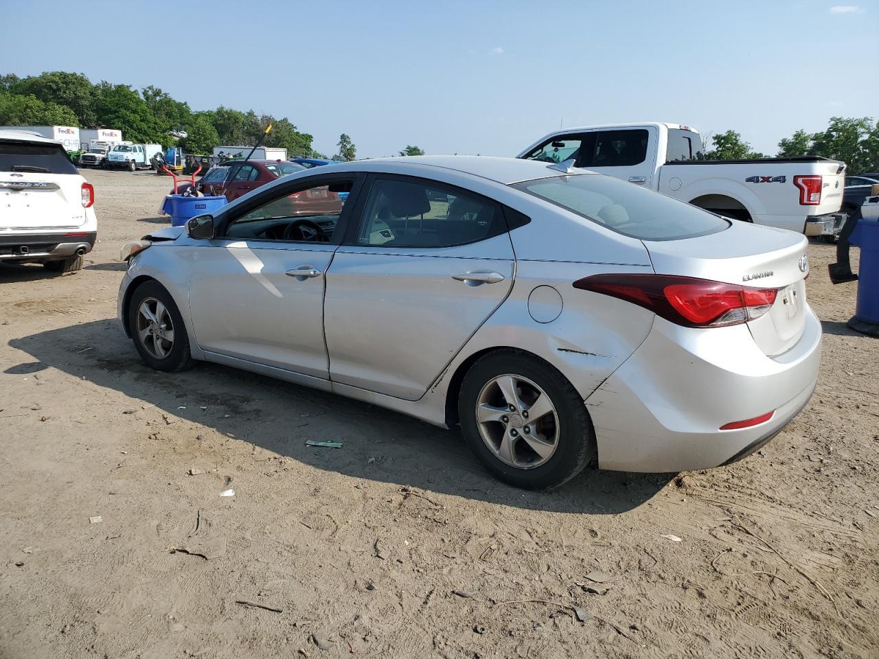 2014 Hyundai Elantra Se - Фото 2