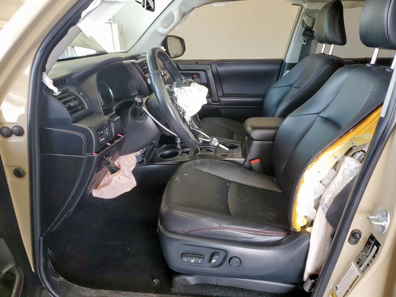 2016 Toyota 4Runner Sr5/Sr5 Premium - Image 7
