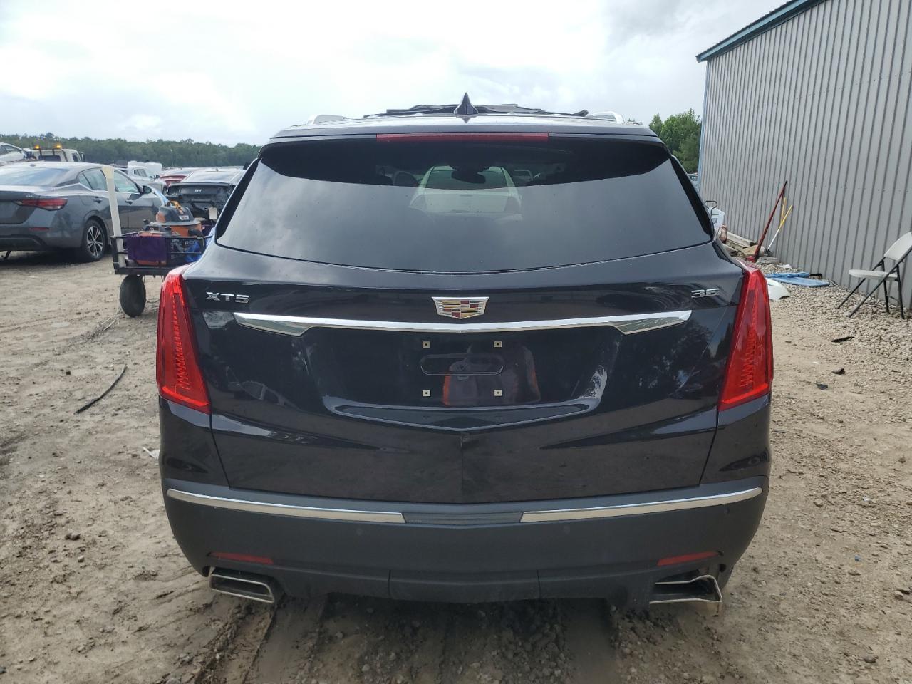 2018 Cadillac Xt4 - Image 6
