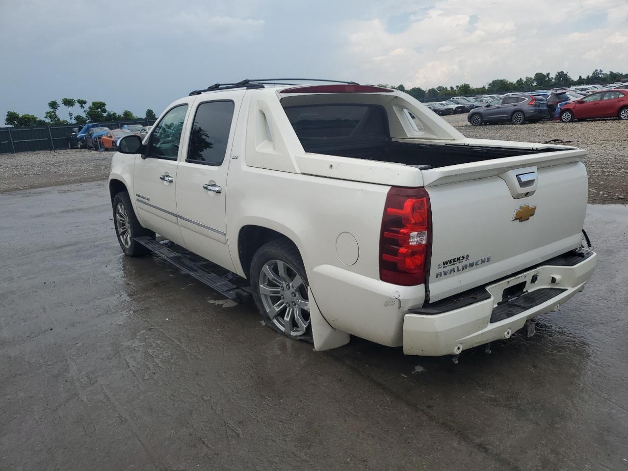 2012 Chevrolet Avalanche Ltz - Фото 2