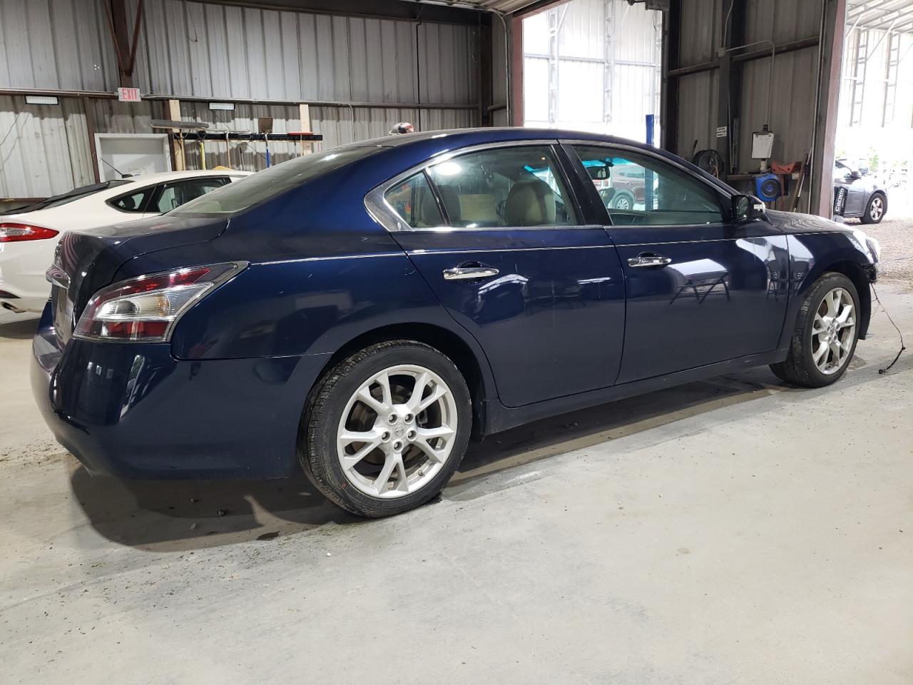 2013 Nissan Maxima S - Фото 3