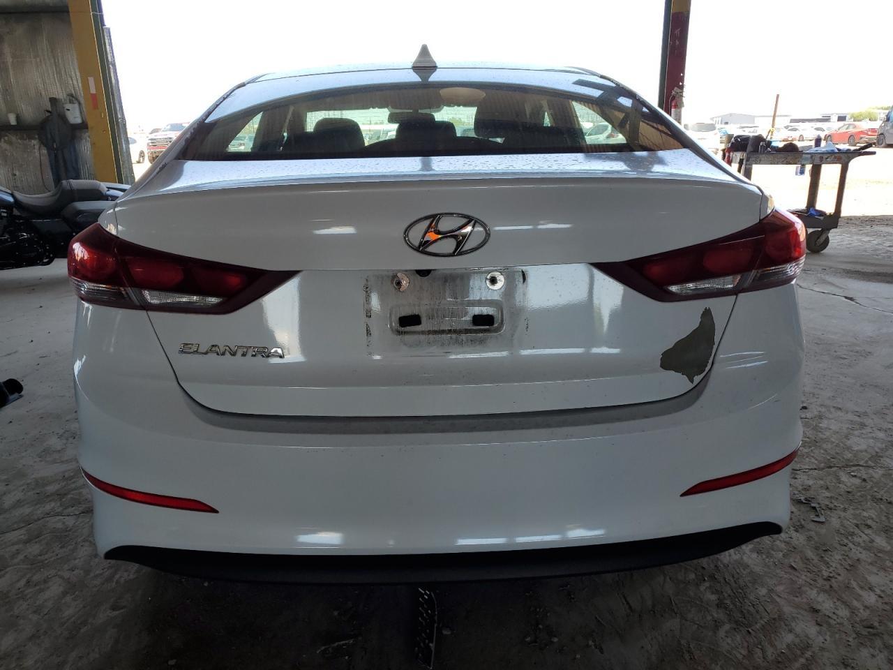 2018 Hyundai Elantra Sel - Image 6