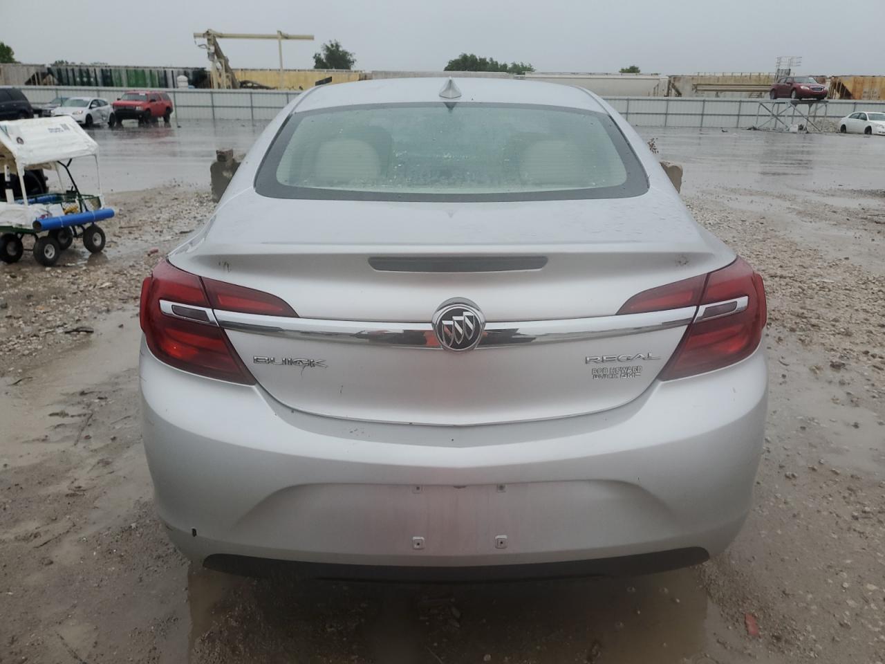2015 Buick Regal - Image 6