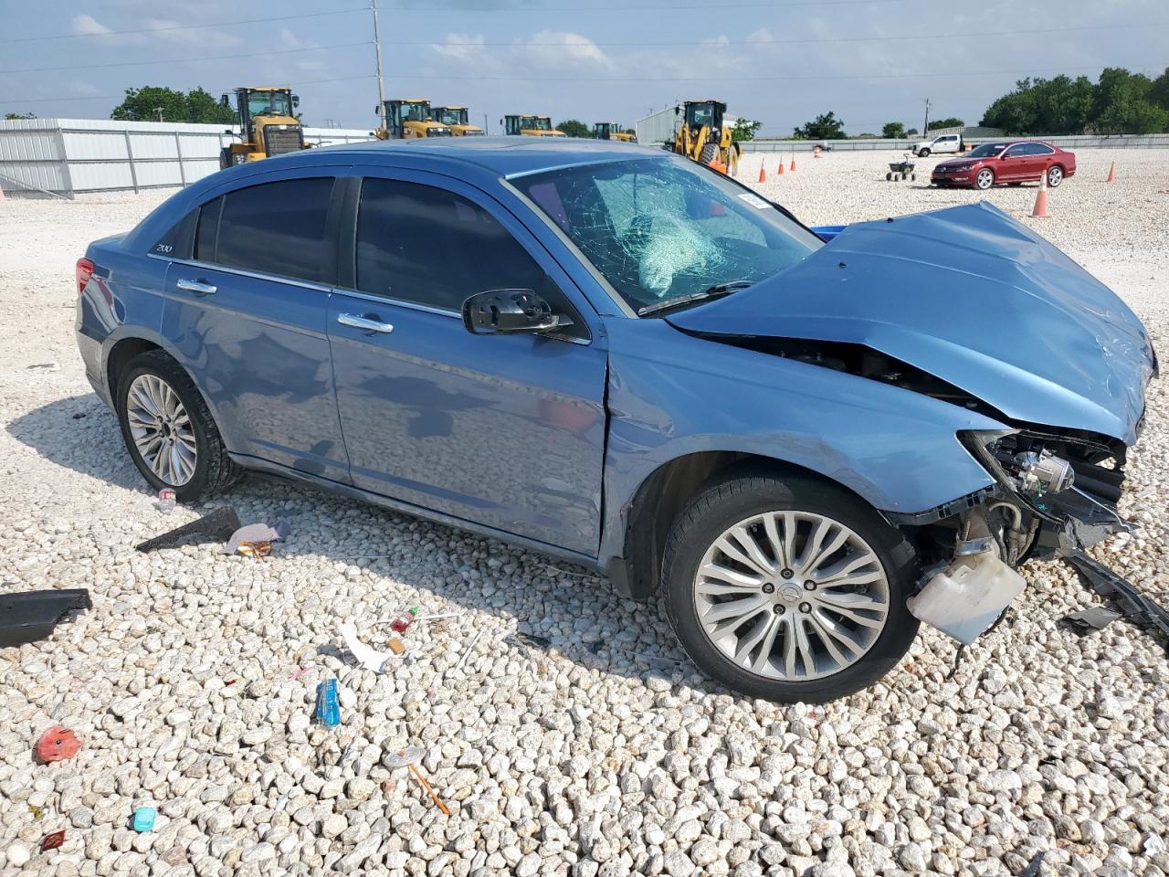 2011 Chrysler 200 Limited - Image 4