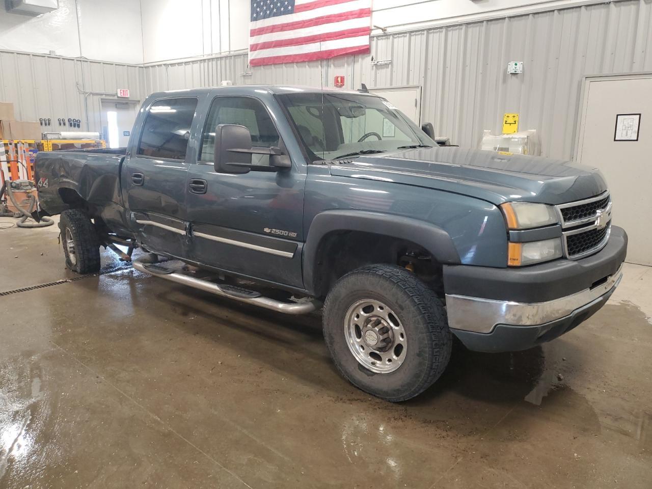 2006 Chevrolet Silverado K2500 Heavy Duty - Фото 4