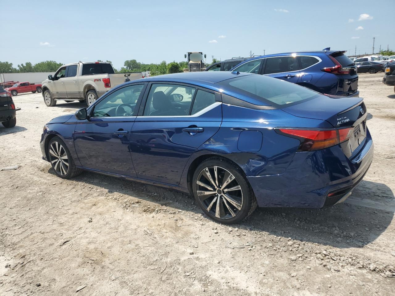 2021 Niss Altima 2.5 Sr - Image 2