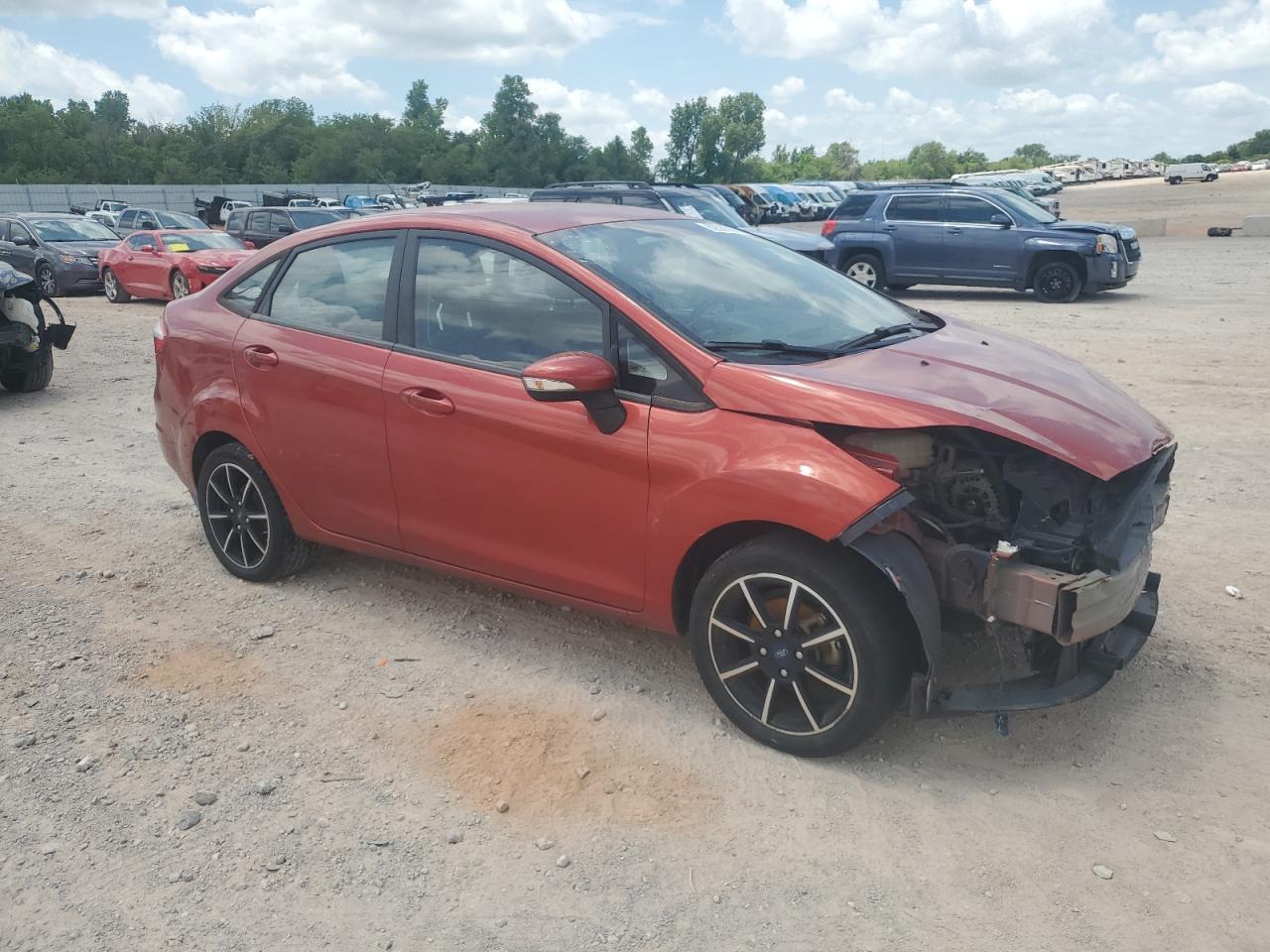 2018 Ford Fiesta Se - Фото 4