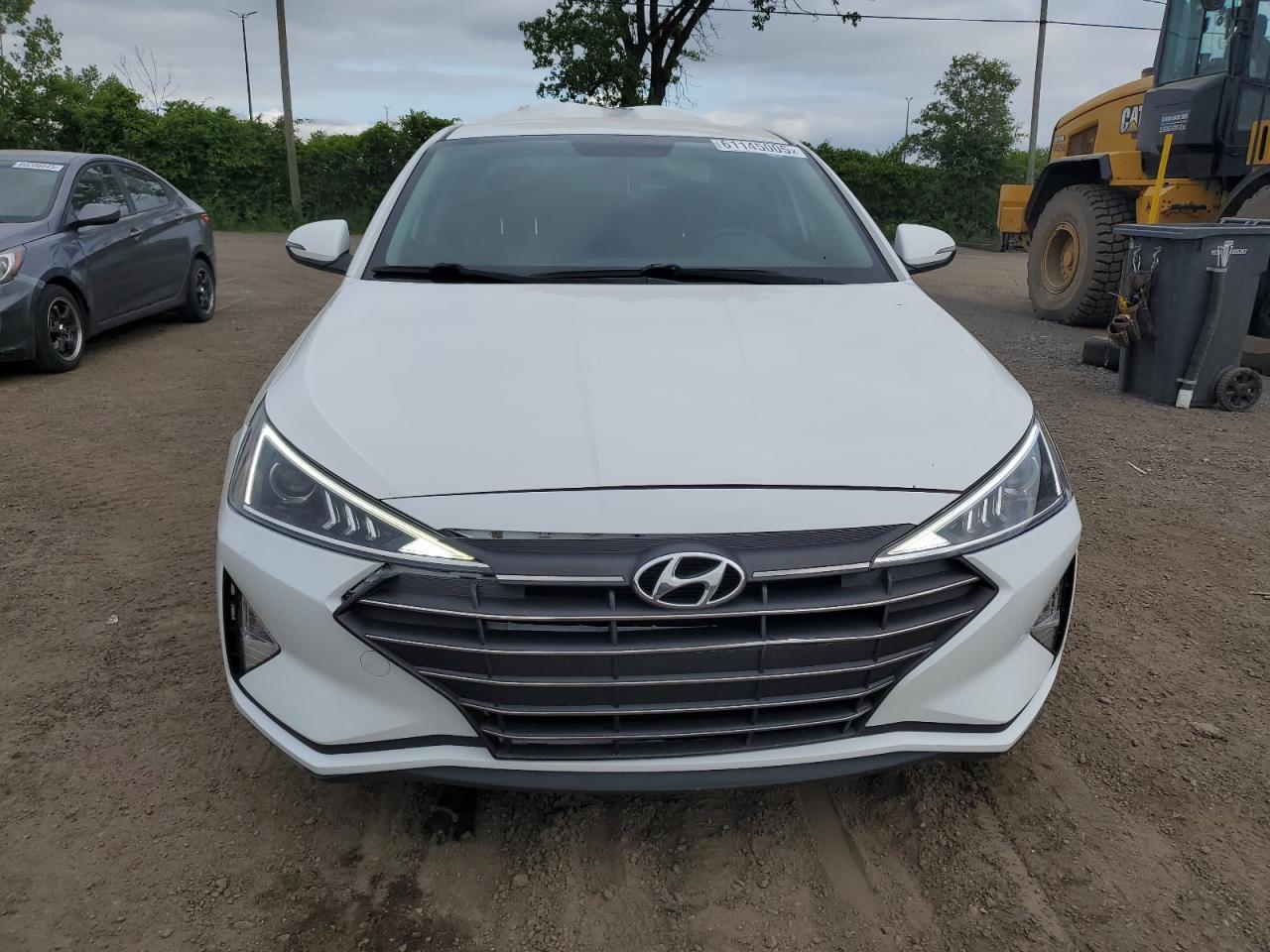 2019 Hyundai Elantra Sel - Фото 5
