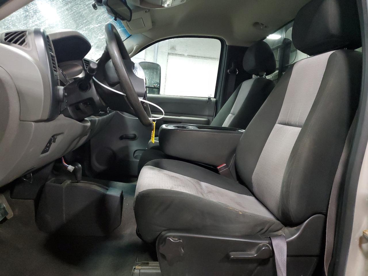 2009 Chevrolet Silverado K2500 Heavy Duty - Image 7