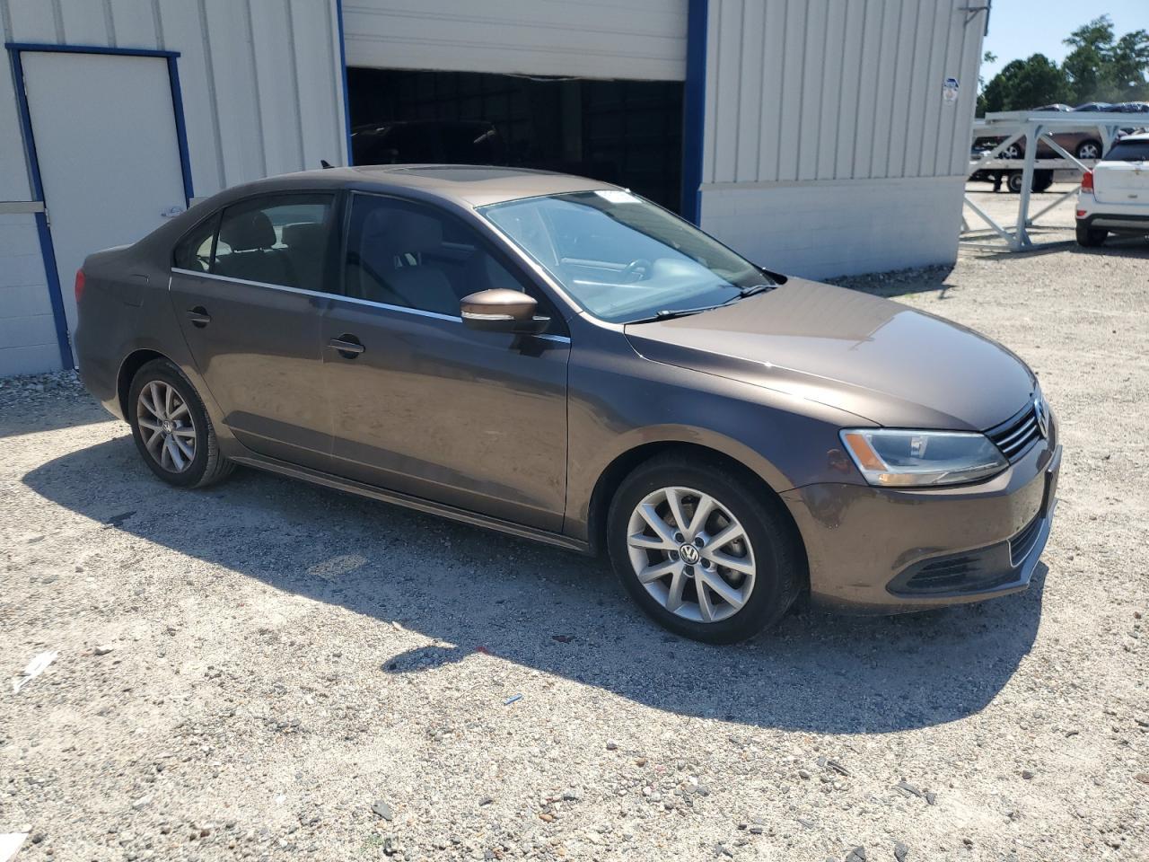 2014 Volkswagen Jetta Se - Image 4