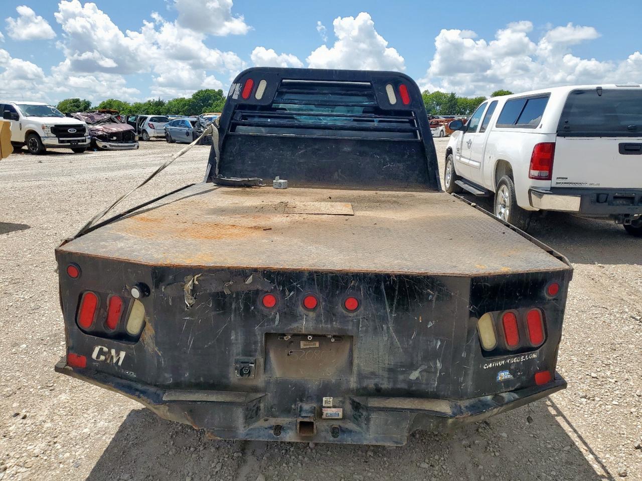 2007 GMC Sierra C2500 Heavy Duty - Image 6