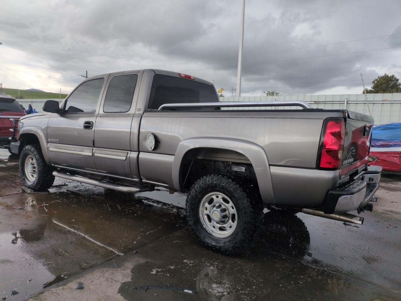 2007 Chevrolet Silverado C2500 Heavy Duty - Фото 2