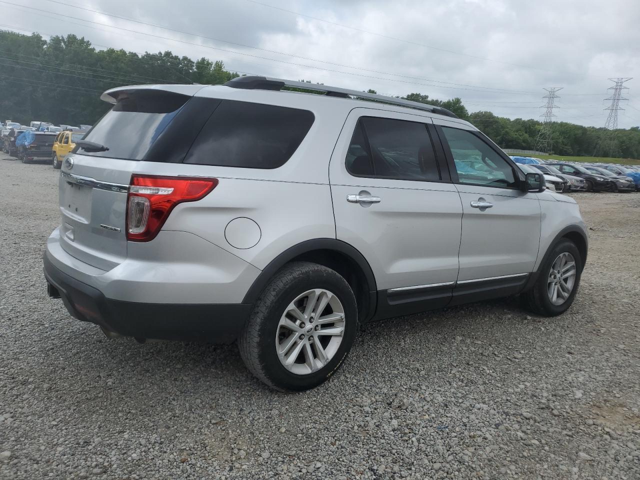 2013 Ford Explorer Xlt - Фото 3