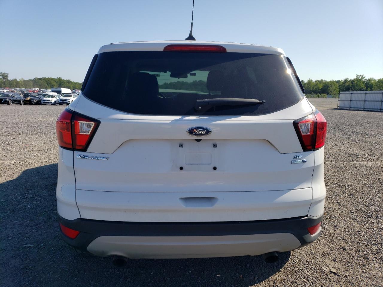 2019 Ford Escape Se - Фото 6