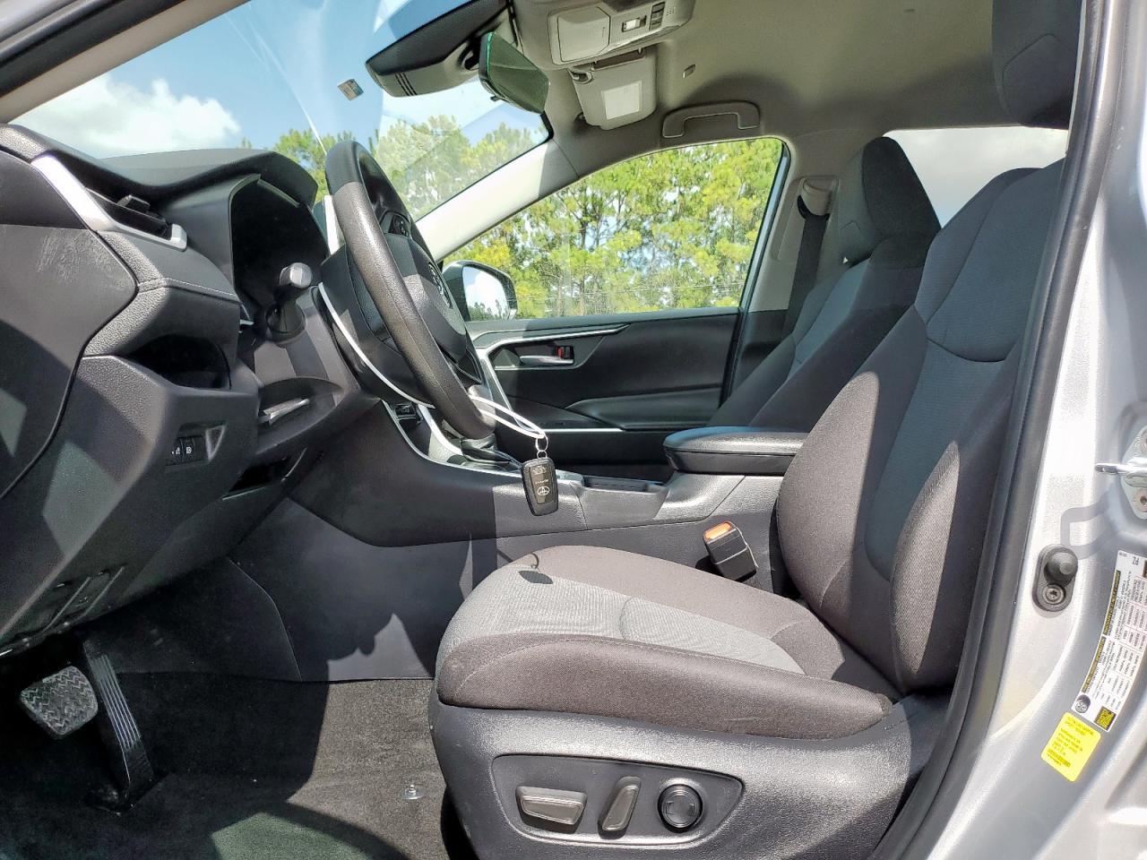 2024 Toyota Rav4 Xle - Фото 7