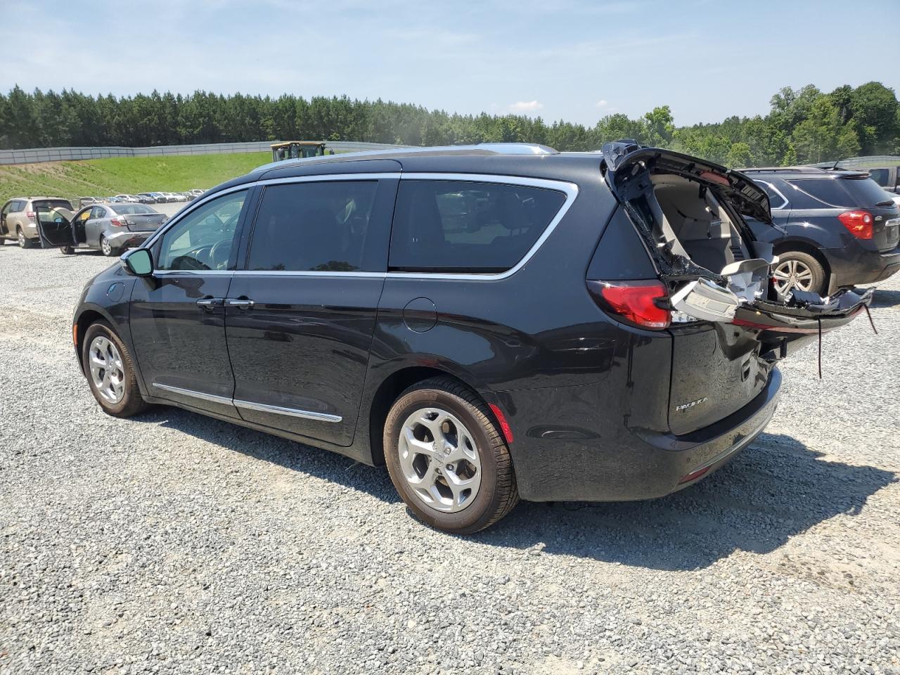 2021 Chrysler Pacifica Hybrid Limited - Фото 2