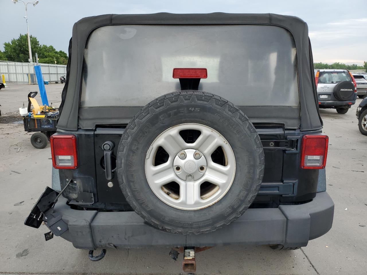 2013 Jeep Wrangler - Фото 6