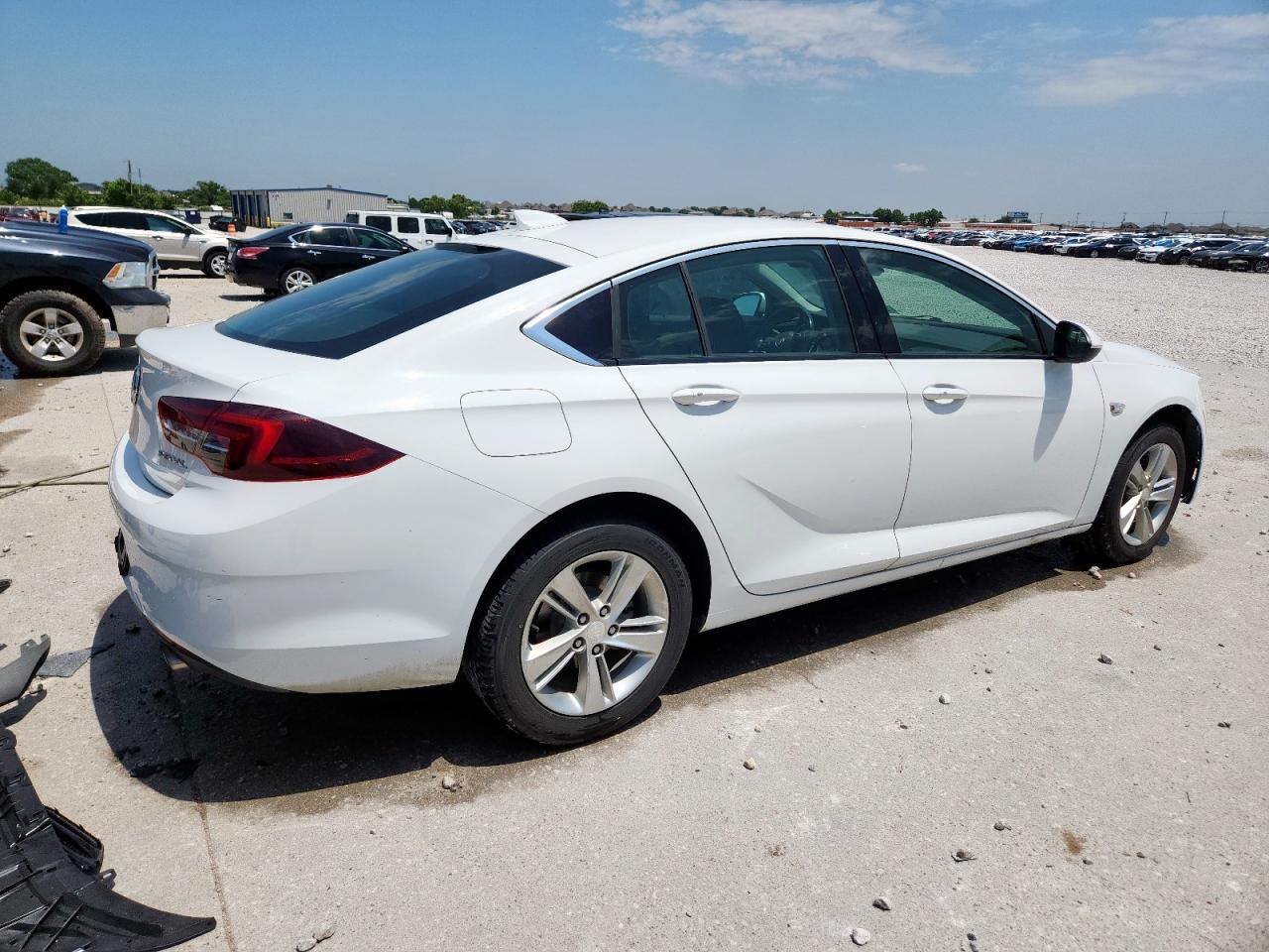 2018 Buick Regal Preferred - Image 3