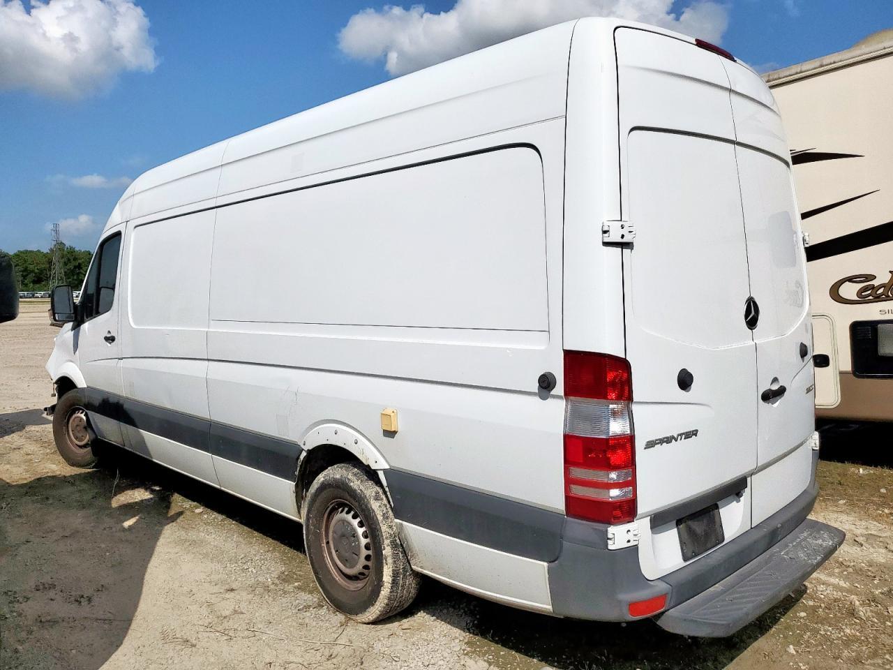 2019 Mercedes-Benz Sprinter 2500 - Image 2