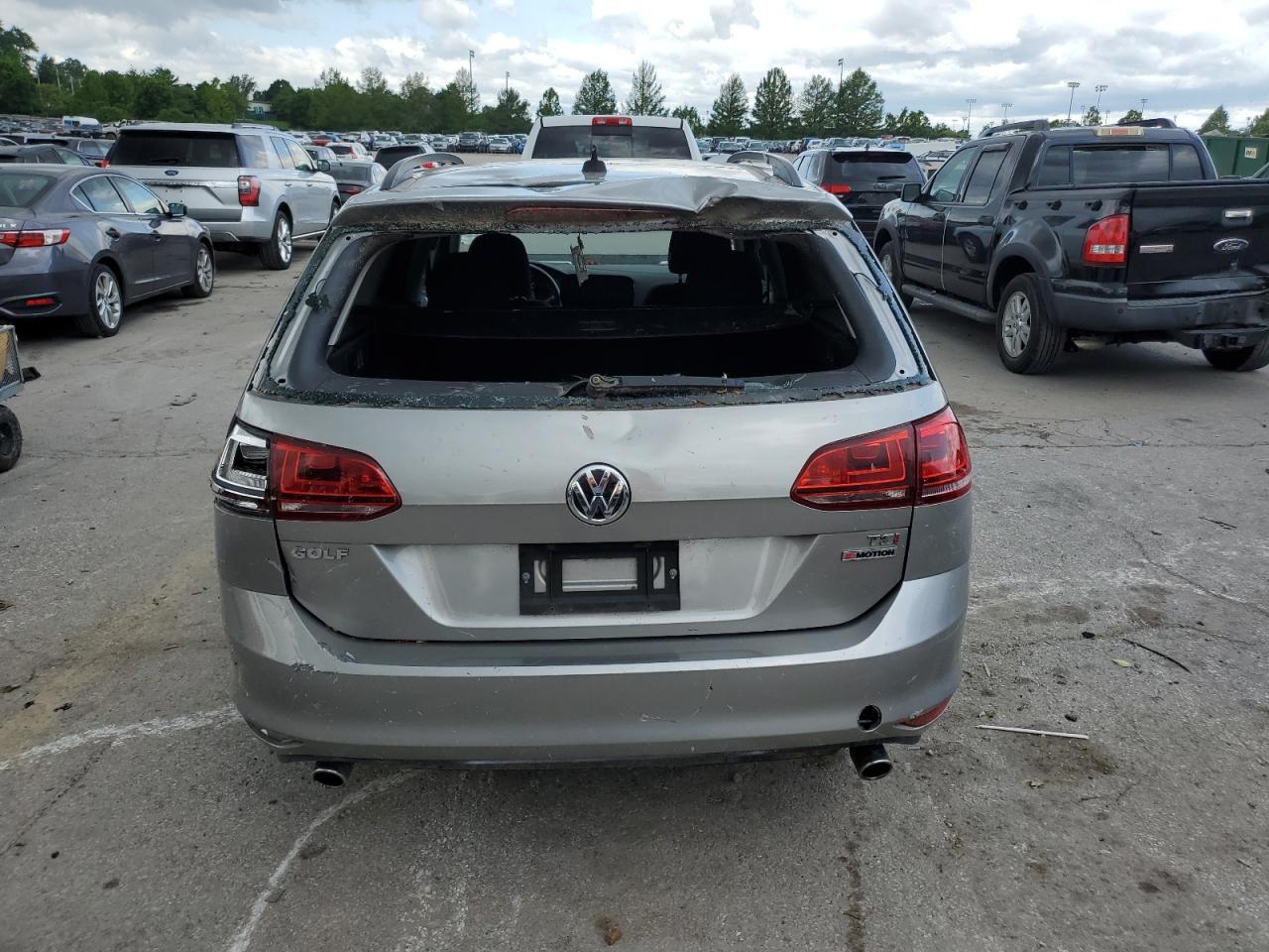 2017 Volkswagen Golf Sportwagen S - Image 6