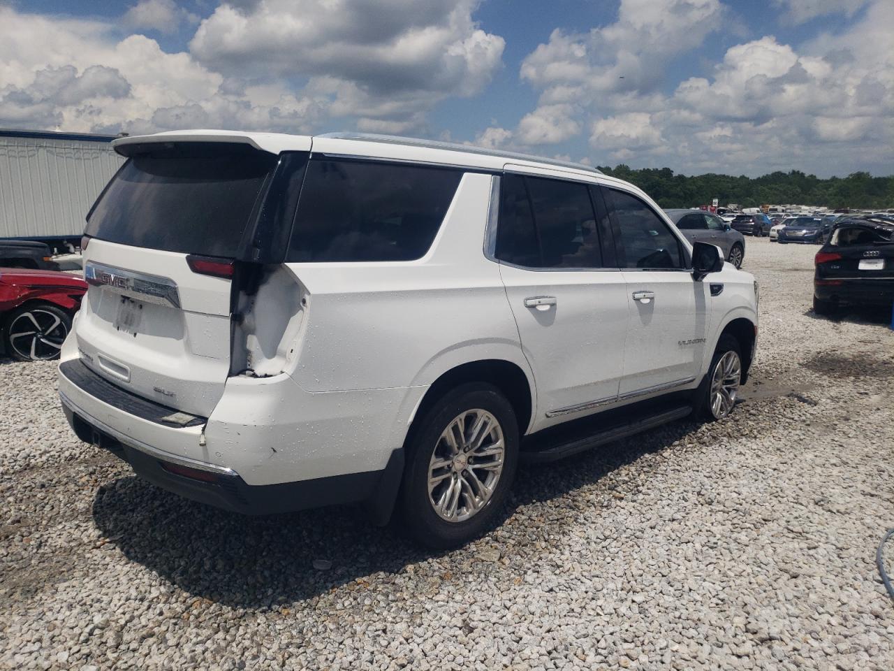 2021 GMC Yukon Slt - Фото 3