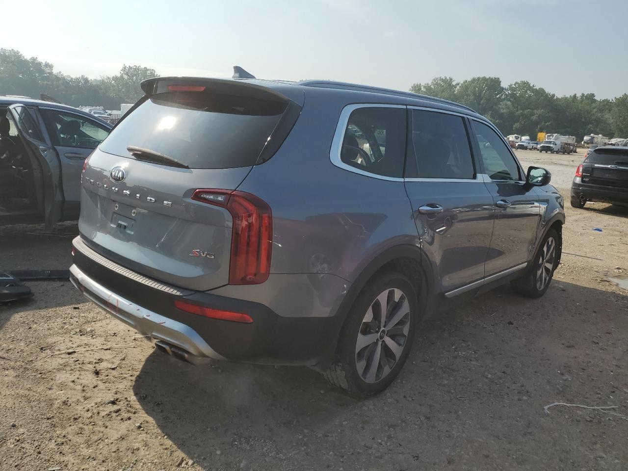 2020 Kia Telluride S - Image 3