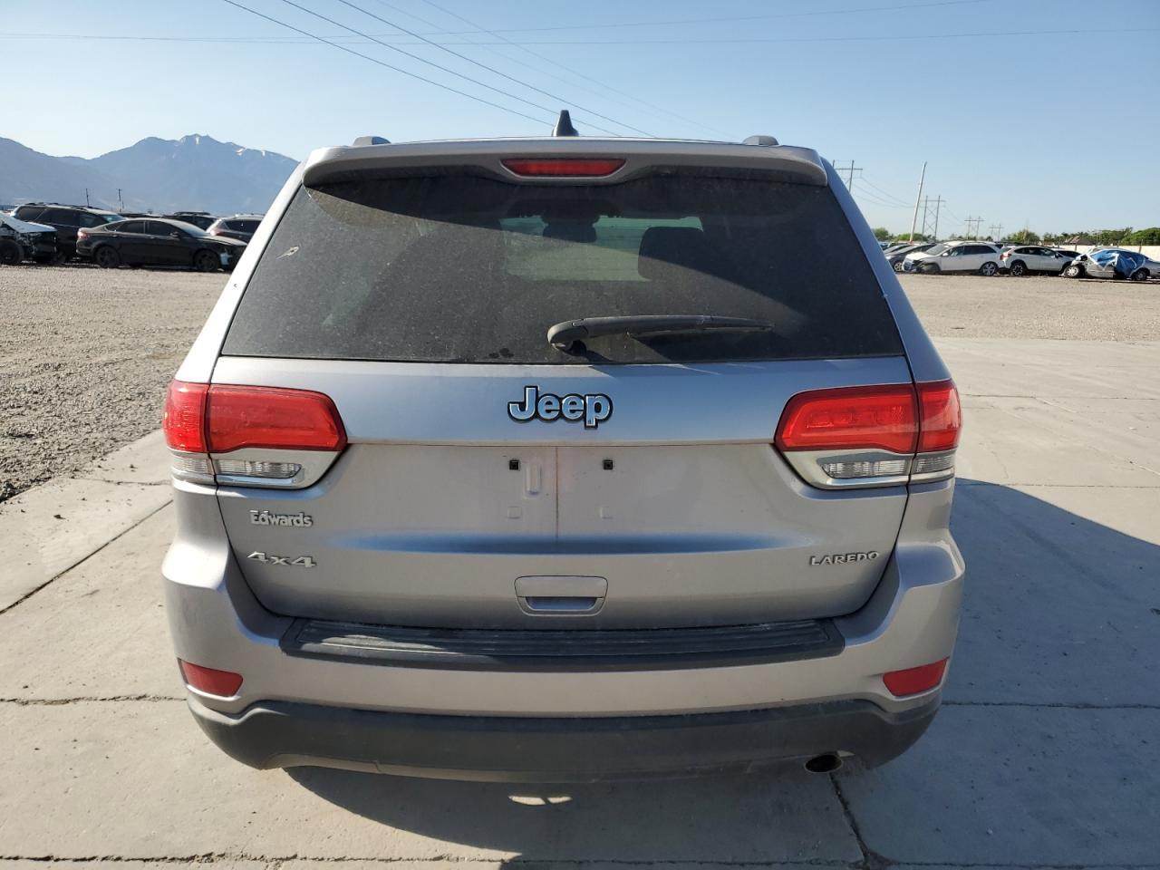 2016 Jeep Grand Cherokee Laredo - Фото 6