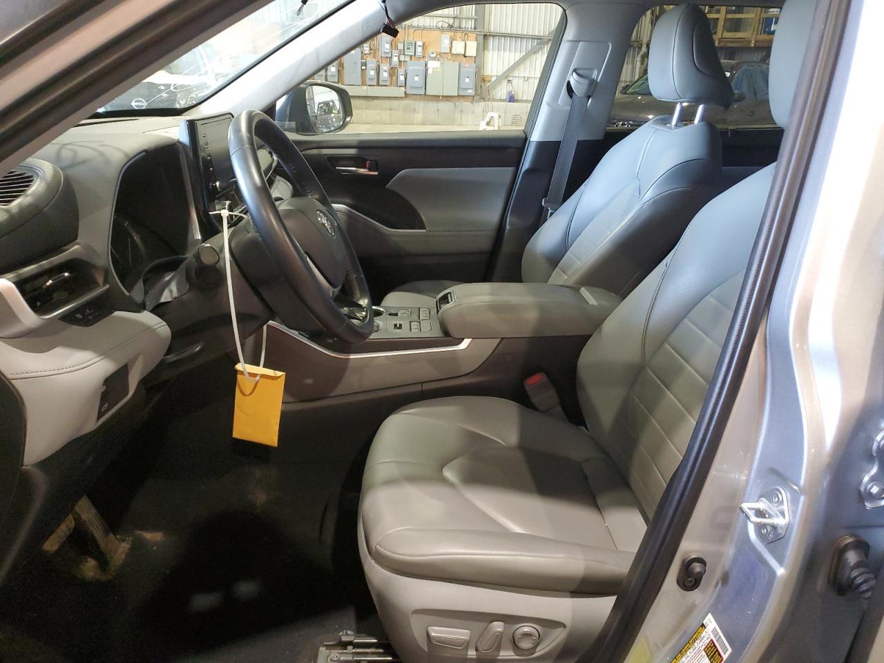 2021 Toyota Highlander Xle - Image 7